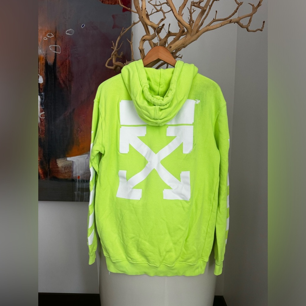 OFF-WHITE neon hoodie